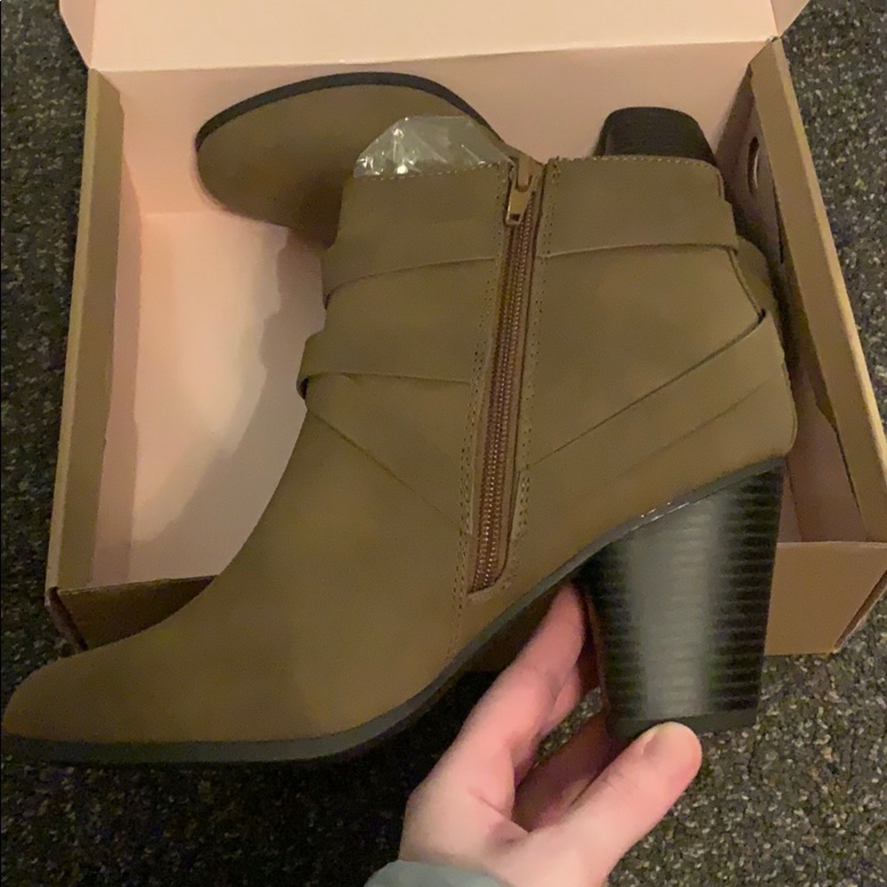Booties - Picture 3 of 3